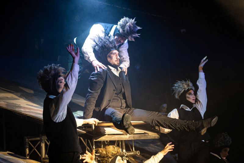 В Національній опереті України презентували нойз-драму «П’єса 22, або шлях Героя»